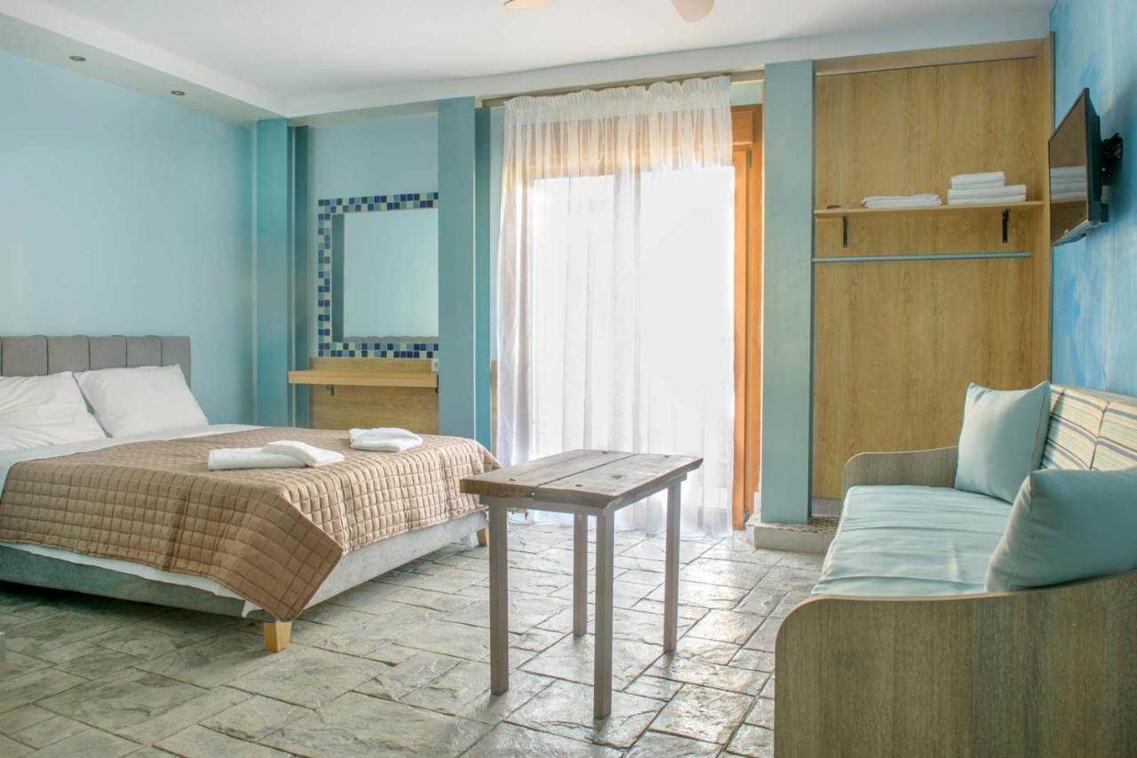 3D Iliadis Suites イエリソス エクステリア 写真