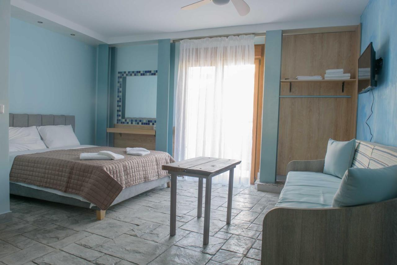3D Iliadis Suites イエリソス エクステリア 写真
